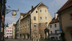 Das Hotel David befindet sich in einem Gebäude aus dem 12. Jahrhundert